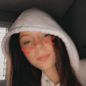 Meet your Posher, Carley